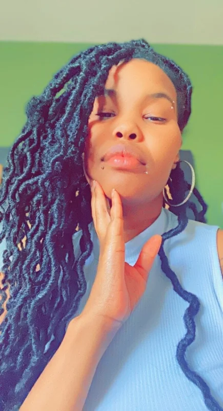Qweeniqueen OnlyFans profile on OnlySeek