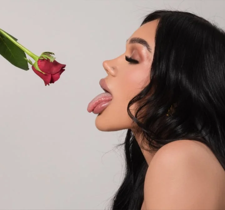Rebeccayosselineof profile photo