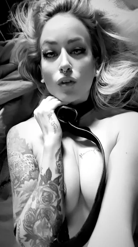 Rebellefleur3 profile photo