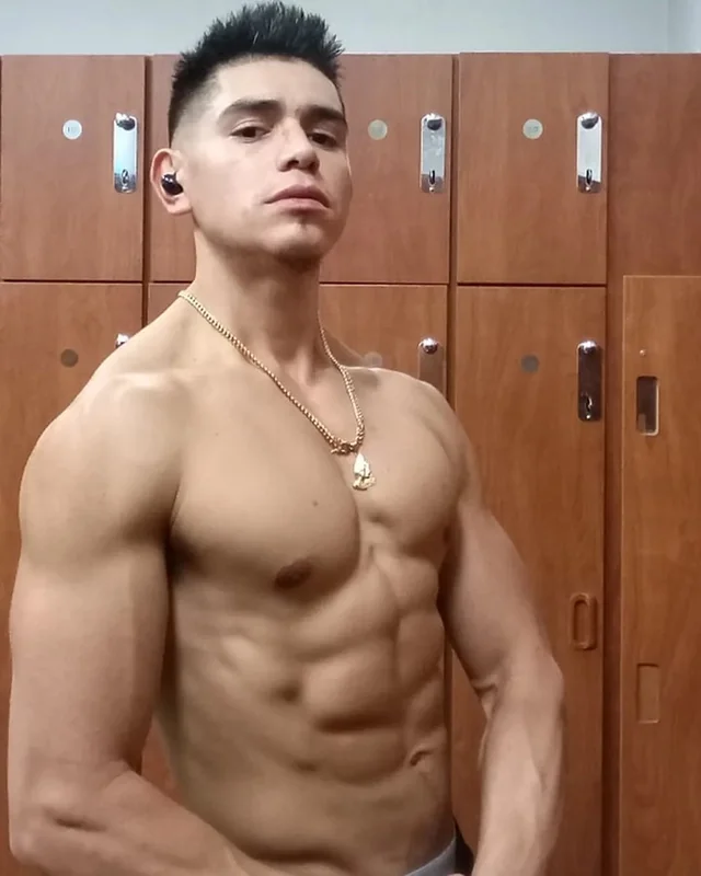 Macho guapito OnlyFans profile on OnlySeek