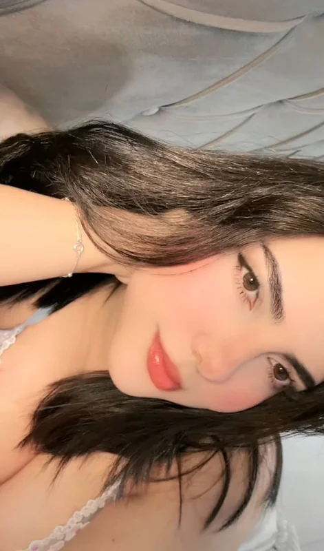 Rose profile photo