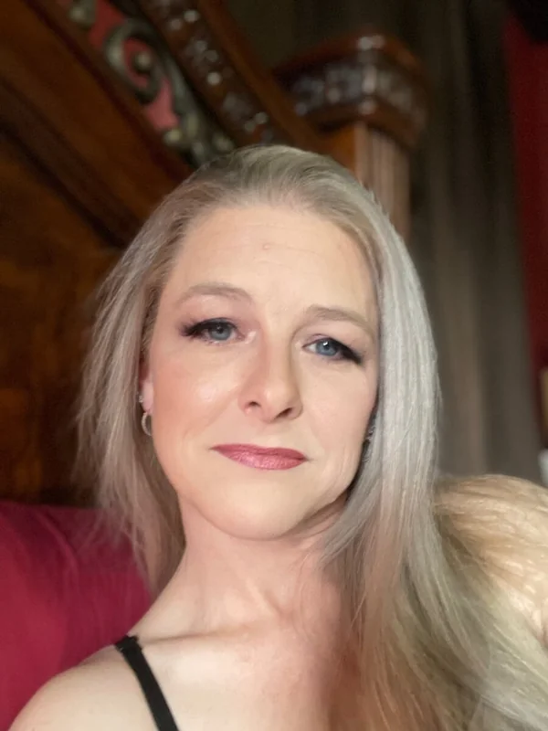 Shortnsweetgal1 profile photo