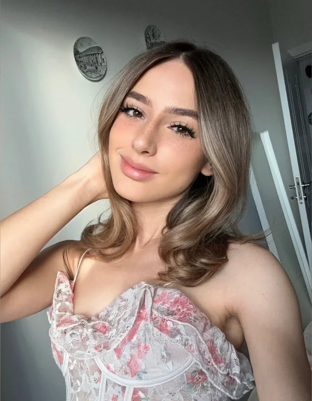AMELIA ☀️✨ Shy&amp;Gorgeous profile photo