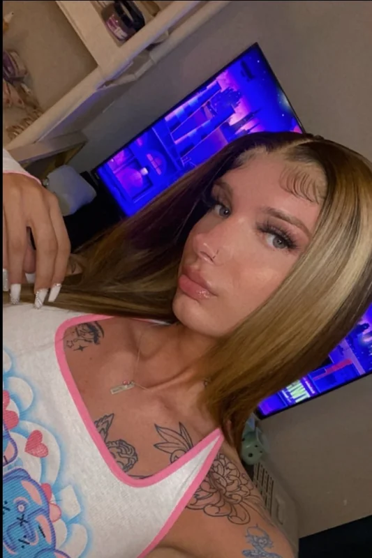Slimblanco OnlyFans profile on OnlySeek