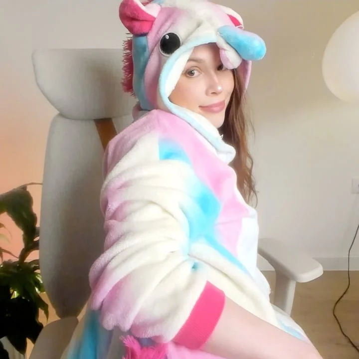 Hi, I am Stacy! 🥵 LOOK AT TOP POST 🍓💦 profile photo