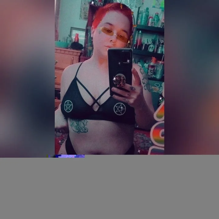 Stonercouple0420 OnlyFans profile on OnlySeek