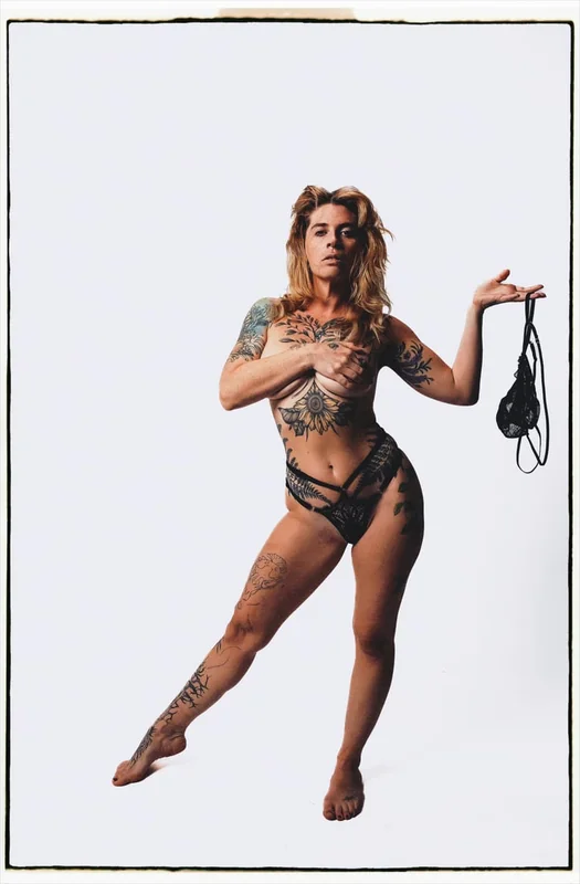 Strippeddownnomad OnlyFans profile on OnlySeek