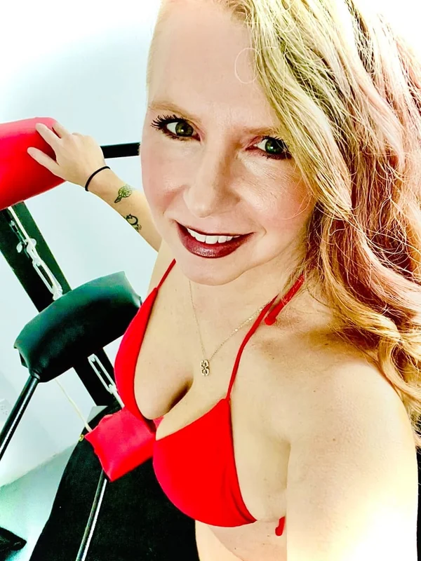 Sybilstarr23 OnlyFans profile on OnlySeek