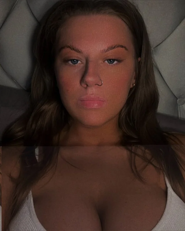 Tamzinlee OnlyFans profile on OnlySeek