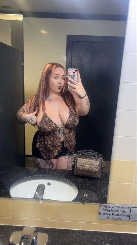 Tattedthicknessfree OnlyFans profile on OnlySeek