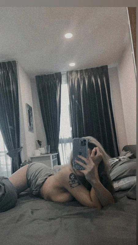 BELLA profile photo