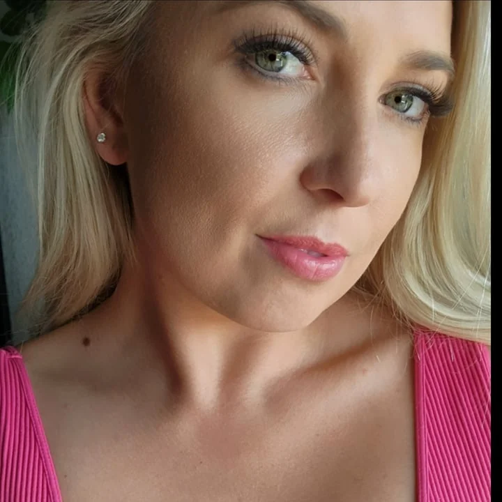 Theheatherhendrixvip OnlyFans profile on OnlySeek