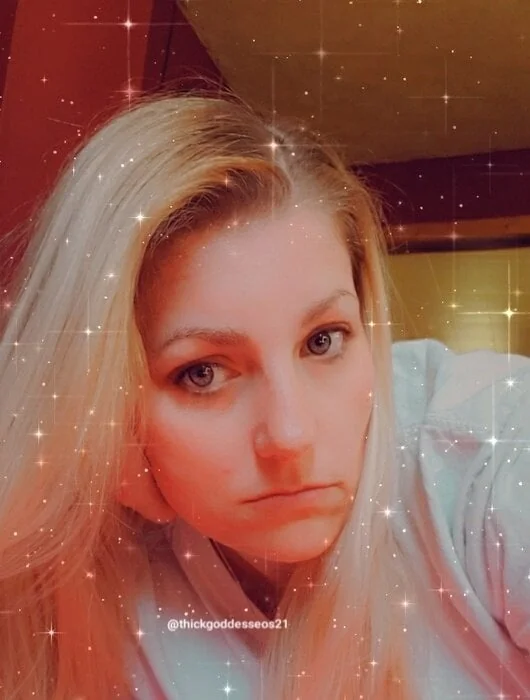 Thickgoddesseos21 profile photo