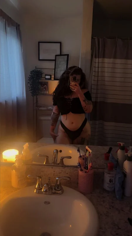 Thicxgoddess 🤍✨ profile photo