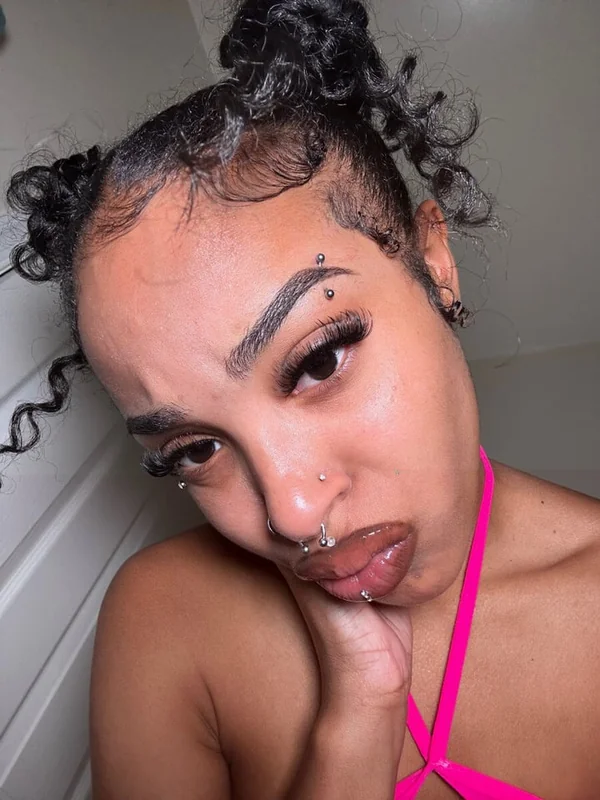 Tinkerxtee OnlyFans profile on OnlySeek