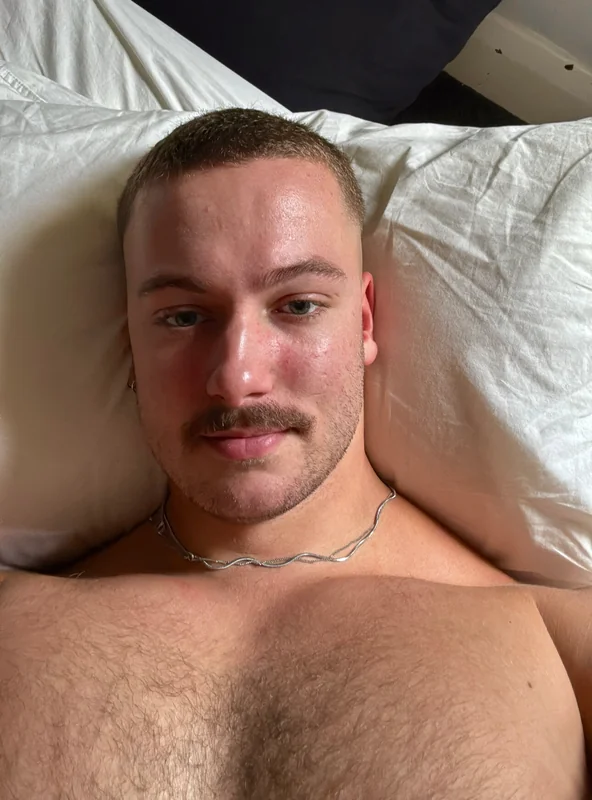 Tom🦈 profile photo
