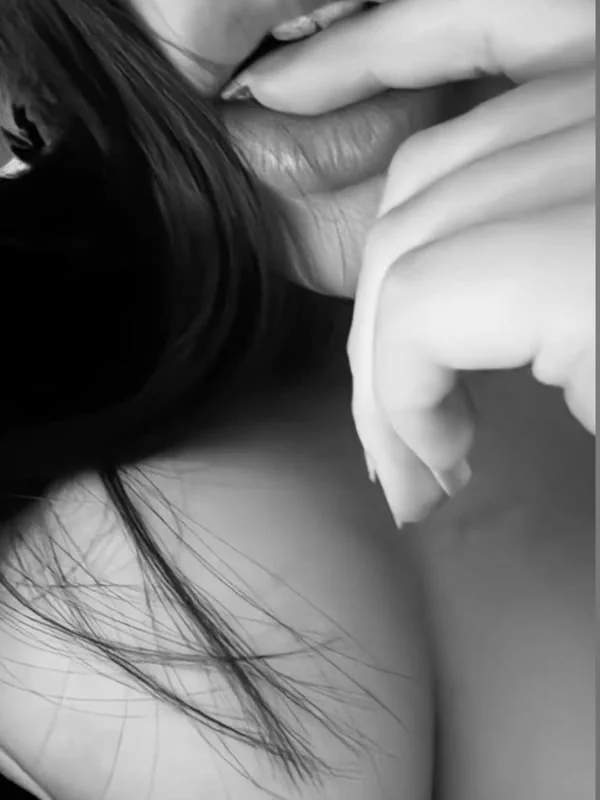Brunette with big tits🔥🍼💦👅 profile photo