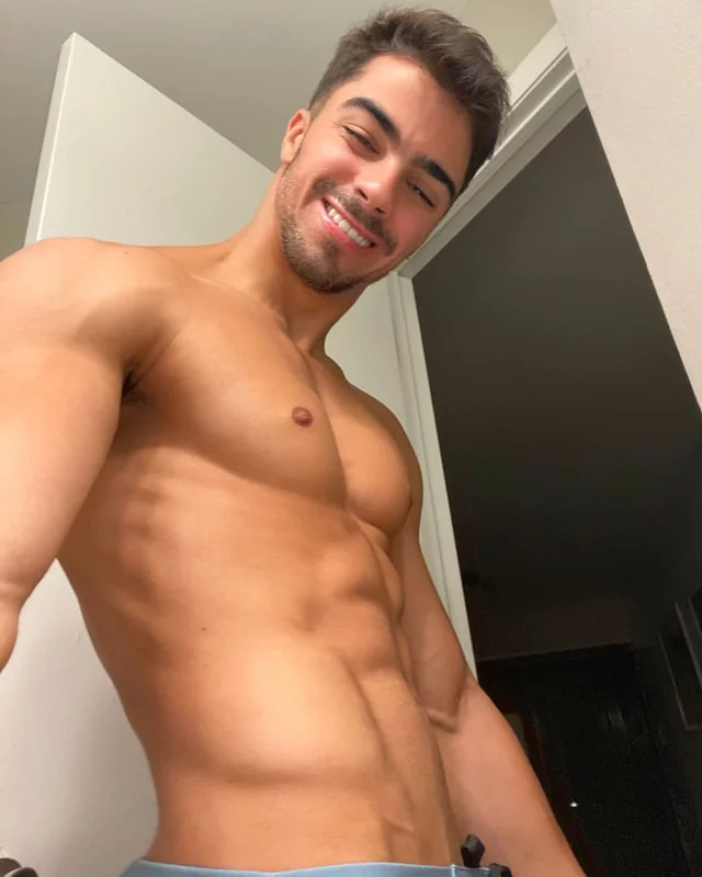 Baby Lion OnlyFans profile on OnlySeek