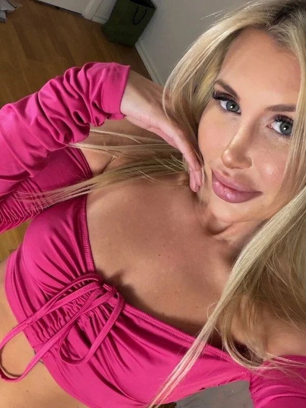 Elsa🍭 OnlyFans profile on OnlySeek