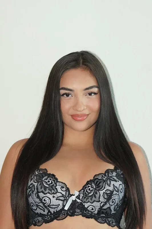Urlocalmodel profile photo