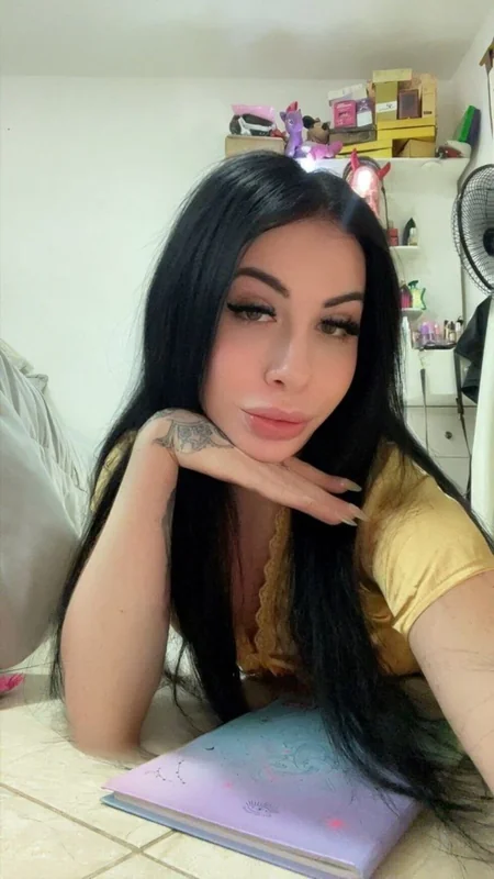 Valeria 🏳️‍⚧️ profile photo