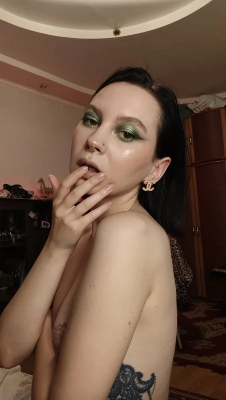 delicate profile photo