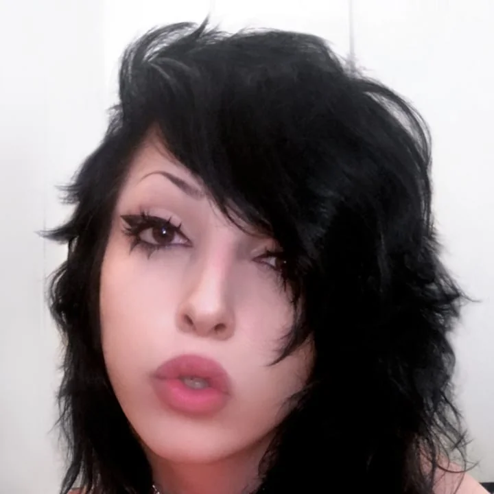 Valkyrieacid OnlyFans profile on OnlySeek
