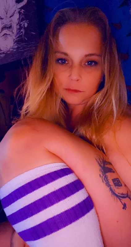 Vannahoit OnlyFans profile on OnlySeek