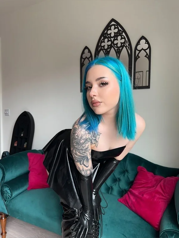 Vicivail OnlyFans profile on OnlySeek