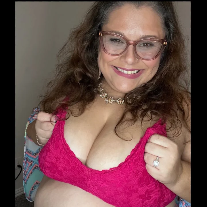 Voluptuousgoddes profile photo