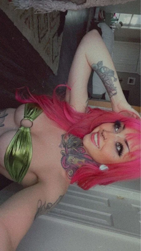 Vulgxrsuicide profile photo