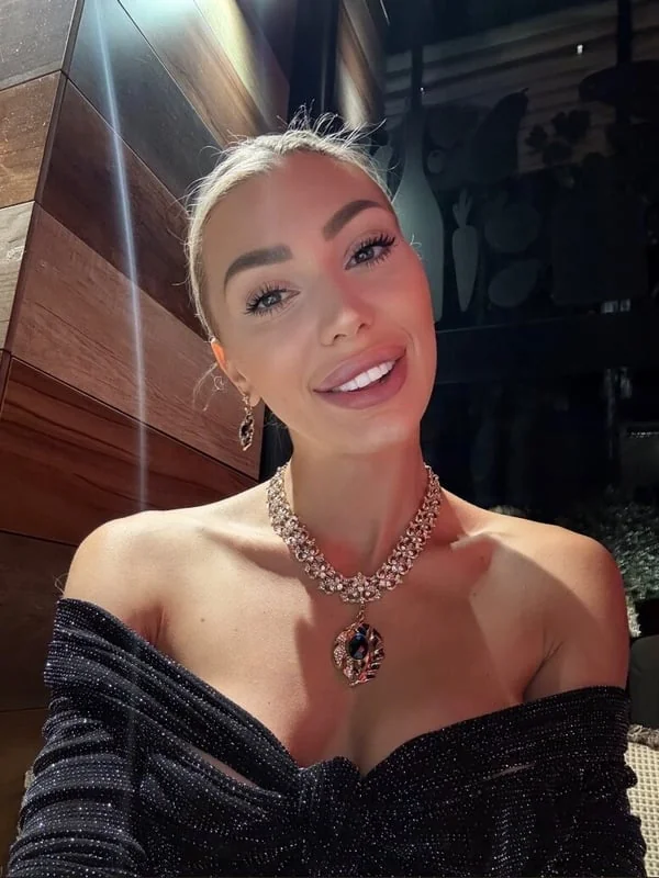 Vyvan Hill OnlyFans profile on OnlySeek