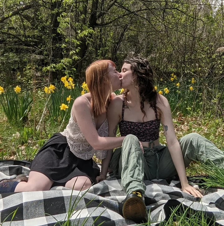 Wearepeachanddaisy profile photo