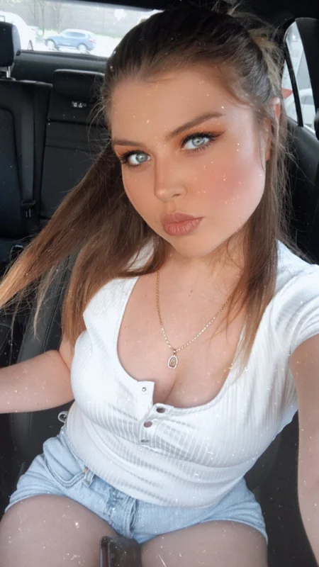 Whitesweetie profile photo