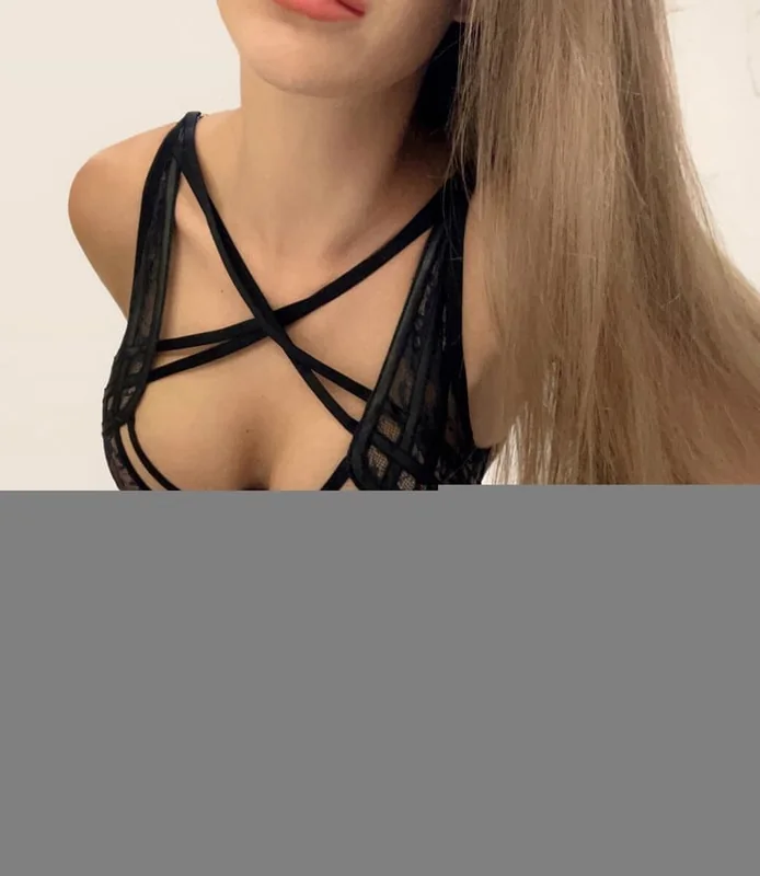Wifelovesbbc profile photo