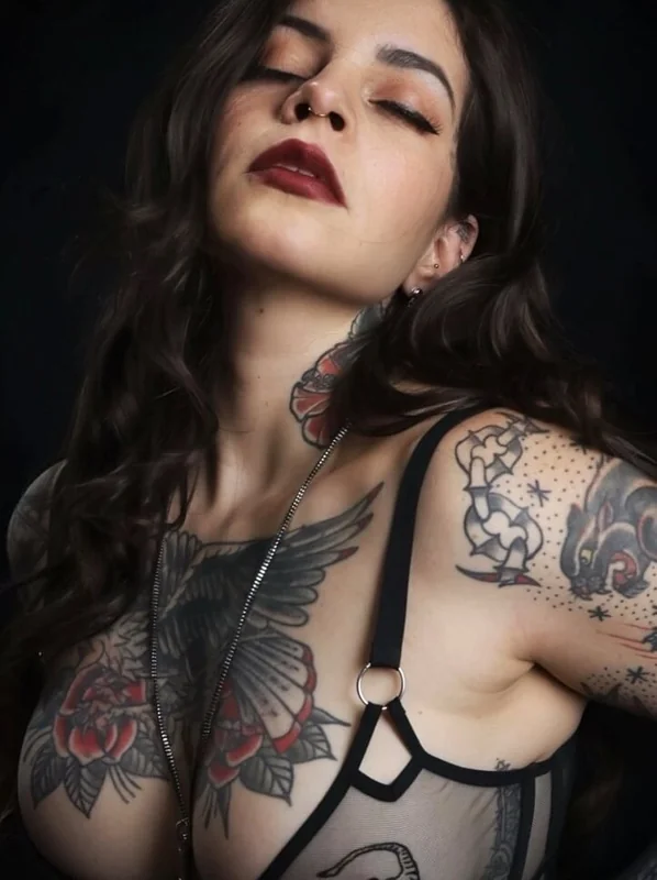 V OnlyFans profile on OnlySeek