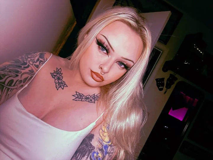 Yelahlittle profile photo