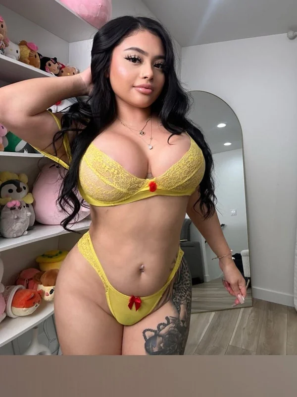 Yessenialoch profile photo